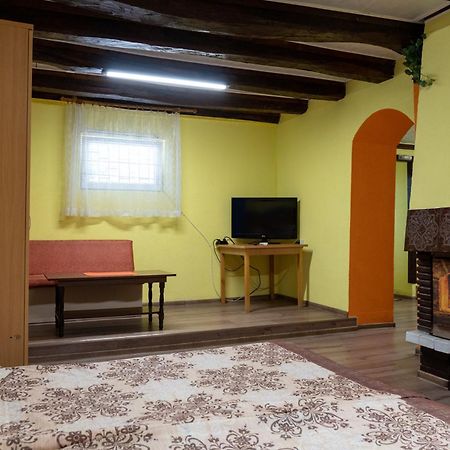Студио За Четирима "Цвети" Sapareva Banya Bagian luar foto