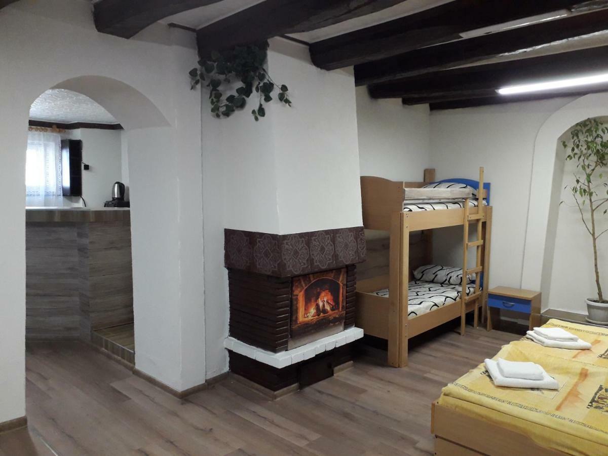 Студио За Четирима "Цвети" Sapareva Banya Bagian luar foto